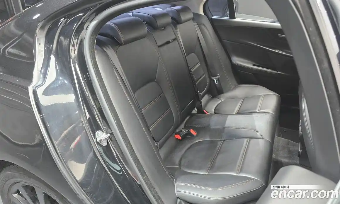 Jaguar XE 2016 2.0 гидро, фото 12
