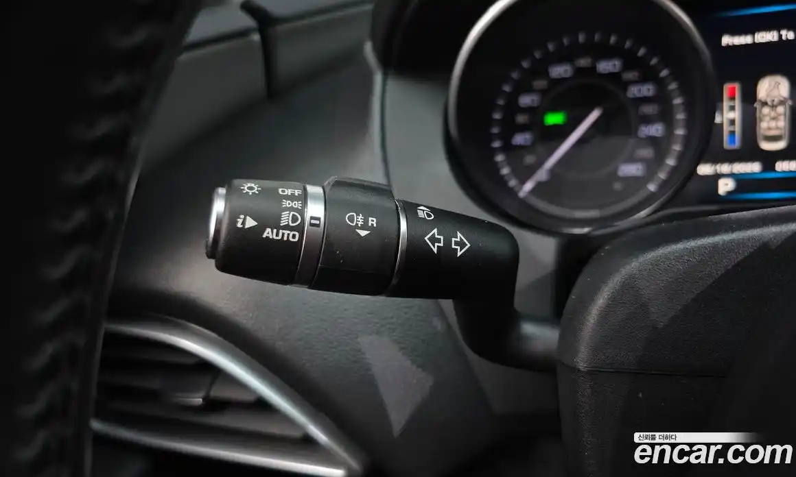 Jaguar XE 2016 2.0 гидро, фото 17