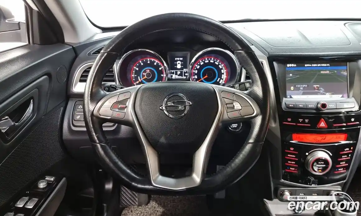 SsangYong TIBOLI 2015 1.6 автомат (гидро), фото 13