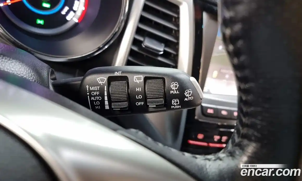 SsangYong TIBOLI 2015 1.6 автомат (гидро), фото 17