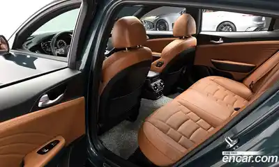 Kia Stinger 2023 3.3 автомат (гидро), миниатюра 12