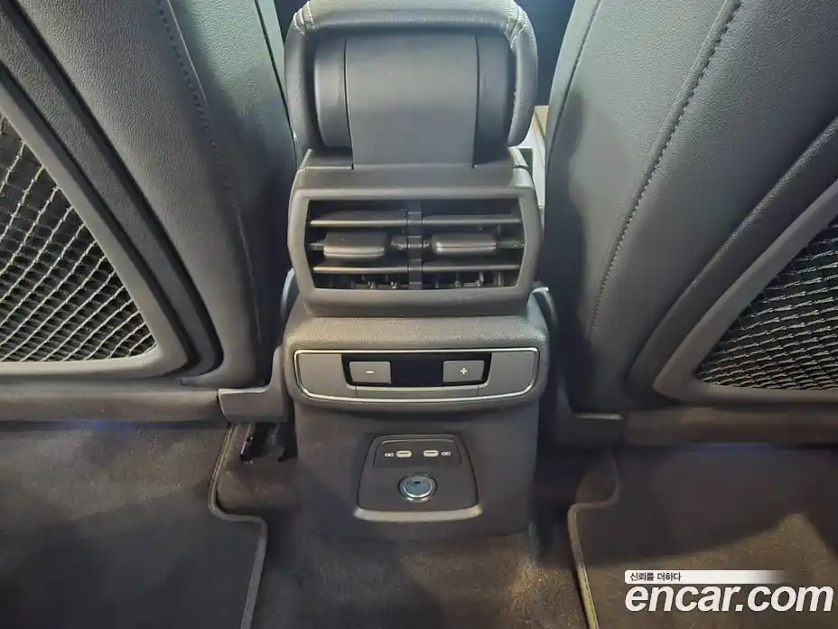 Audi Q4 e-tron 2024 автомат (гидро), фото 17