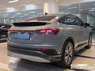 Audi Q4 e-tron 2024 автомат (гидро), миниатюра 2