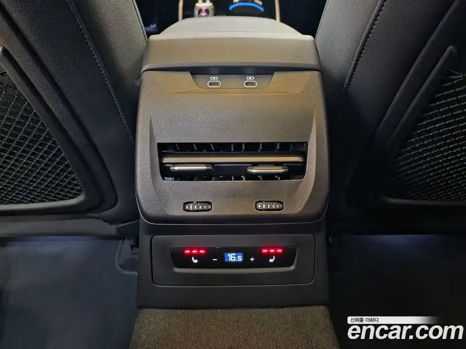 Audi A5 2025 2.0 автомат (гидро), фото 18