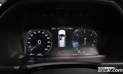 Volvo XC90 2018 2.0 автомат (гидро), миниатюра 11