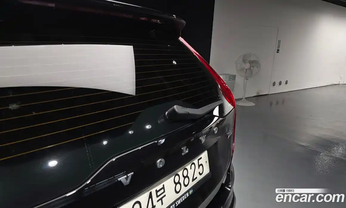 Volvo XC90 2018 2.0 автомат (гидро), фото 43