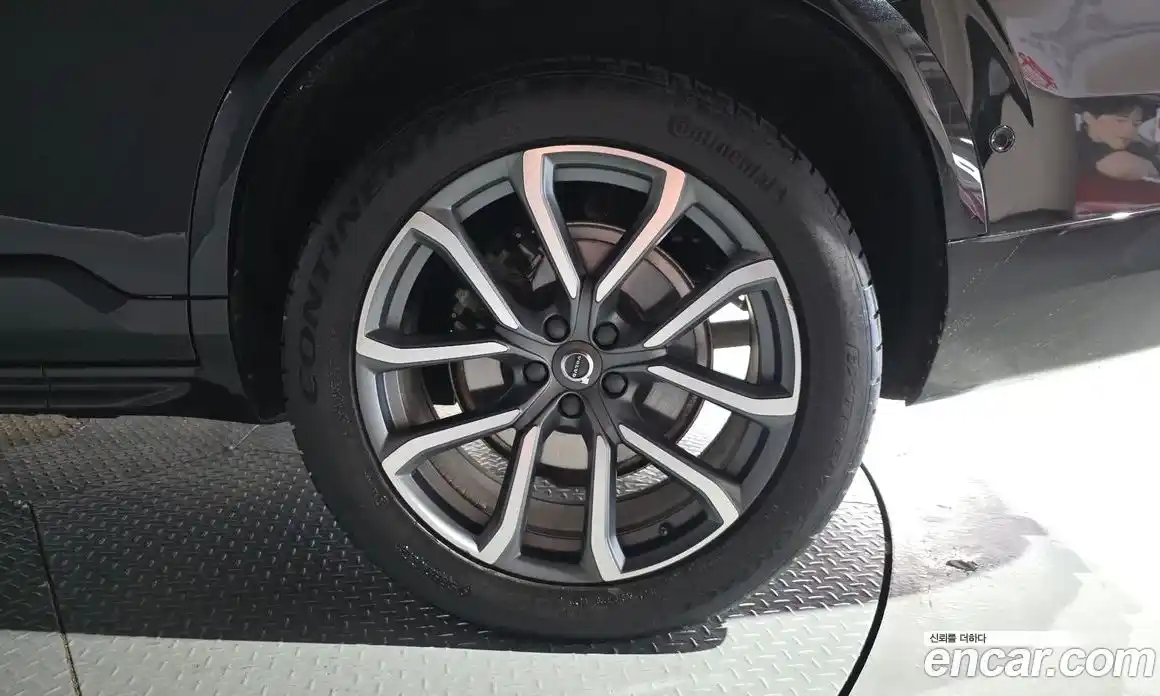 Volvo XC90 2018 2.0 автомат (гидро), фото 7