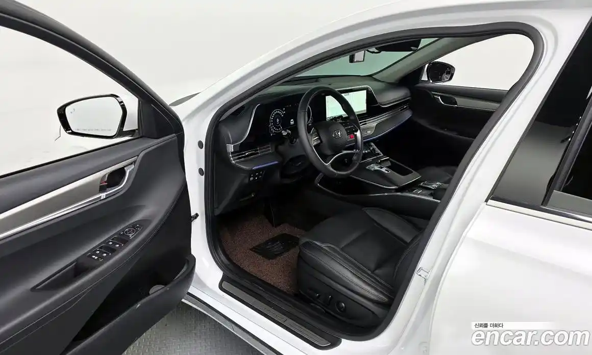 Hyundai Grandeur 2022 2.4 автомат (гидро), фото 13