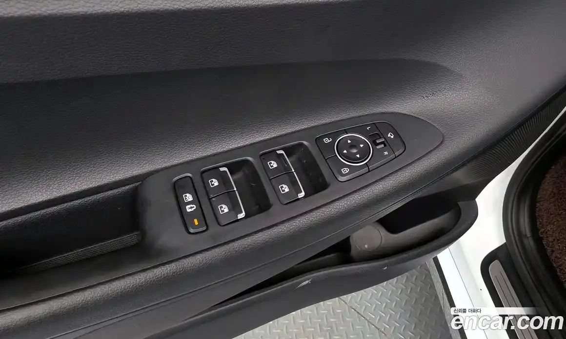 Hyundai Grandeur 2022 2.4 автомат (гидро), фото 28