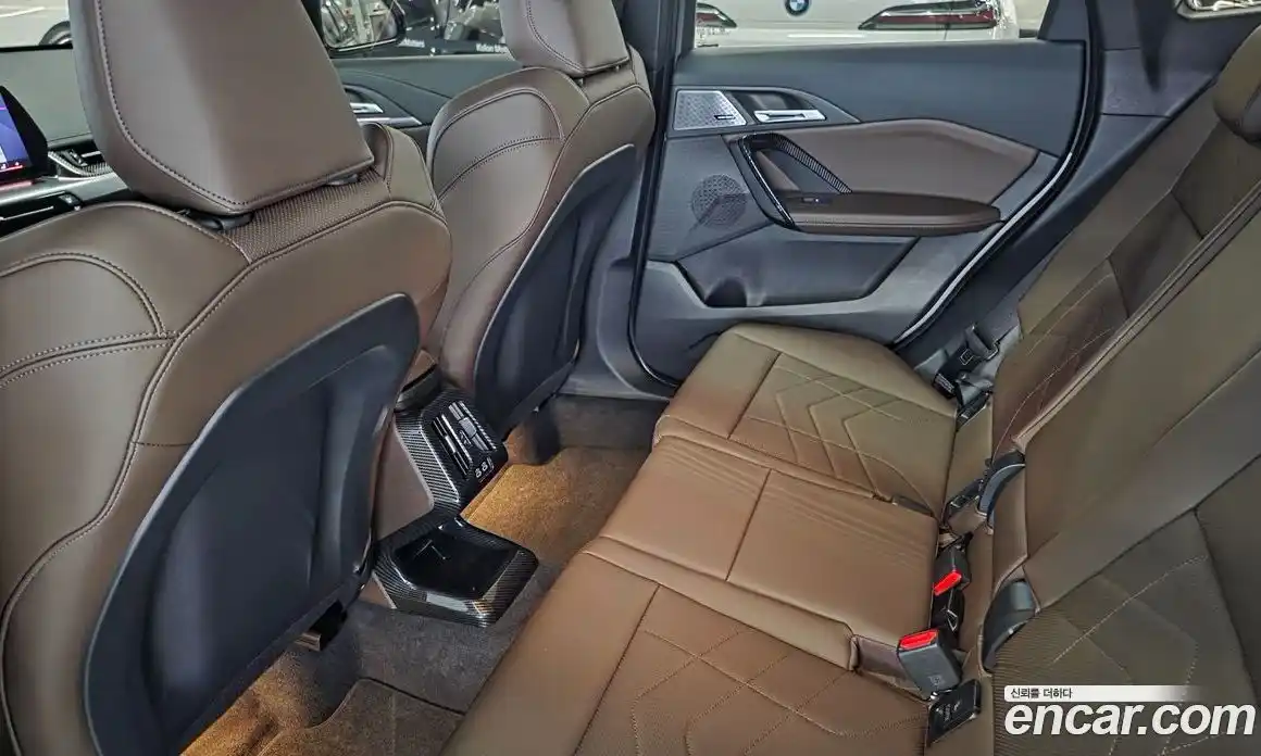BMW X1 2025 2.0 автомат (гидро), фото 20