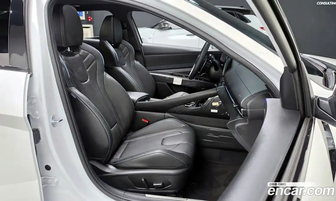 Hyundai Avante 2025 2.0 автомат (гидро), фото 15