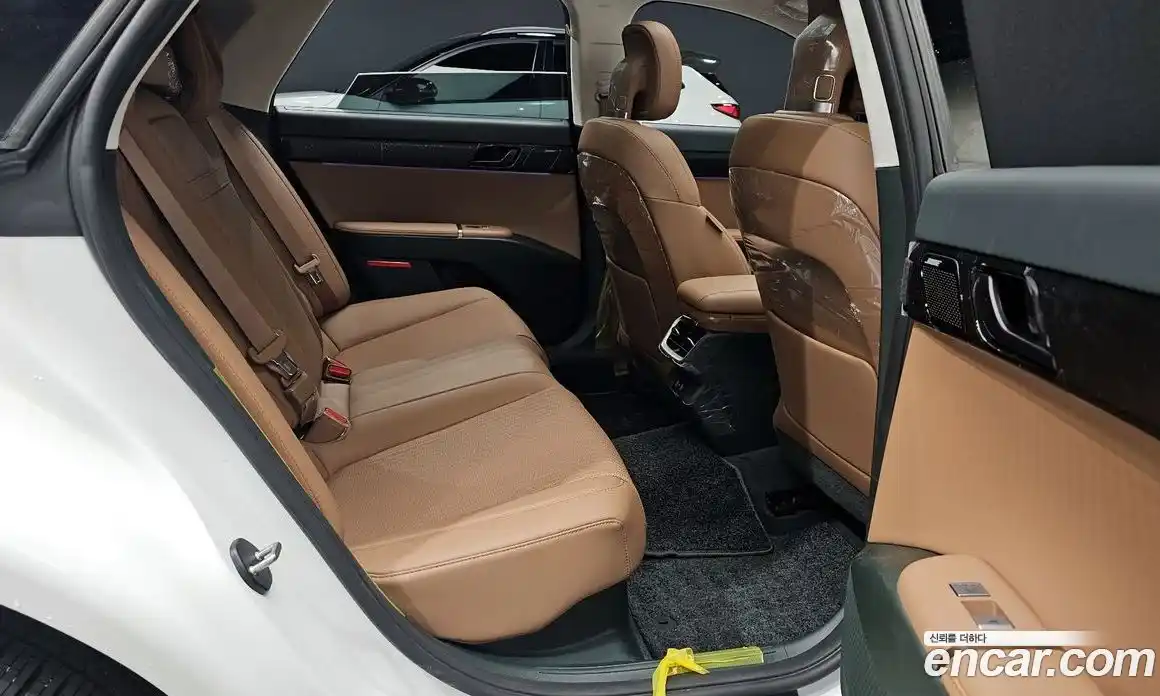 Hyundai Grandeur 2024 1.6 автомат (гидро), фото 11