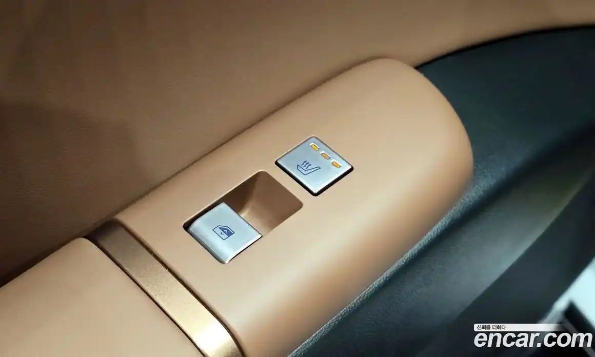 Hyundai Grandeur 2024 1.6 автомат (гидро), фото 17
