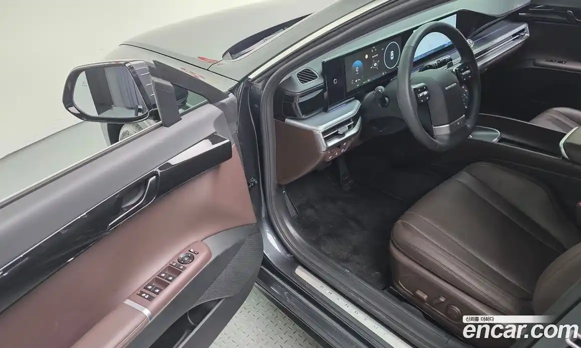 Hyundai Grandeur 2022 1.6 автомат (гидро), фото 11