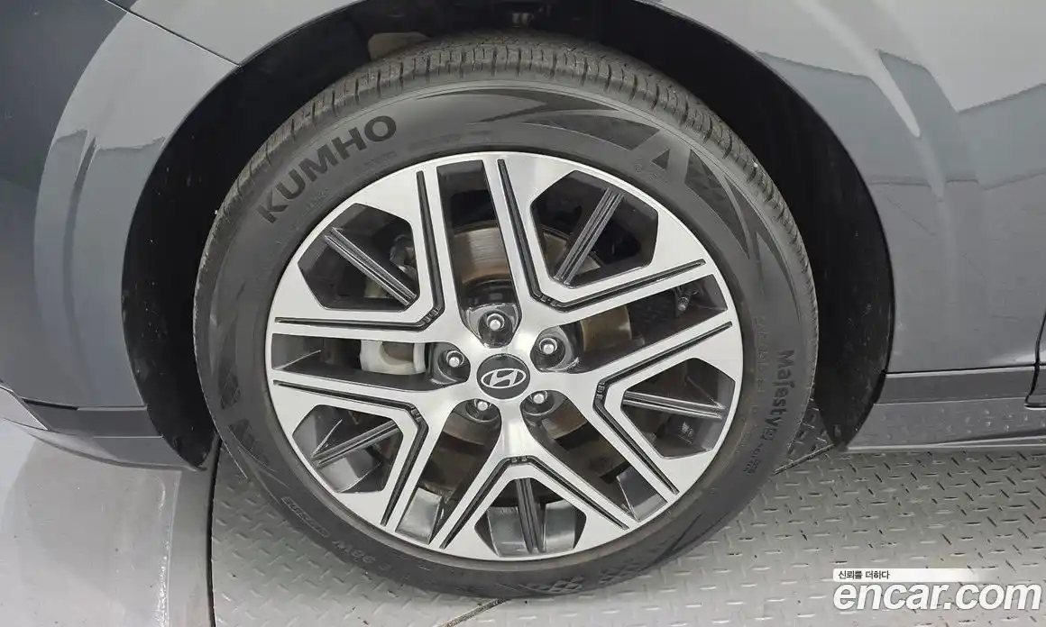 Hyundai Grandeur 2022 1.6 автомат (гидро), фото 5