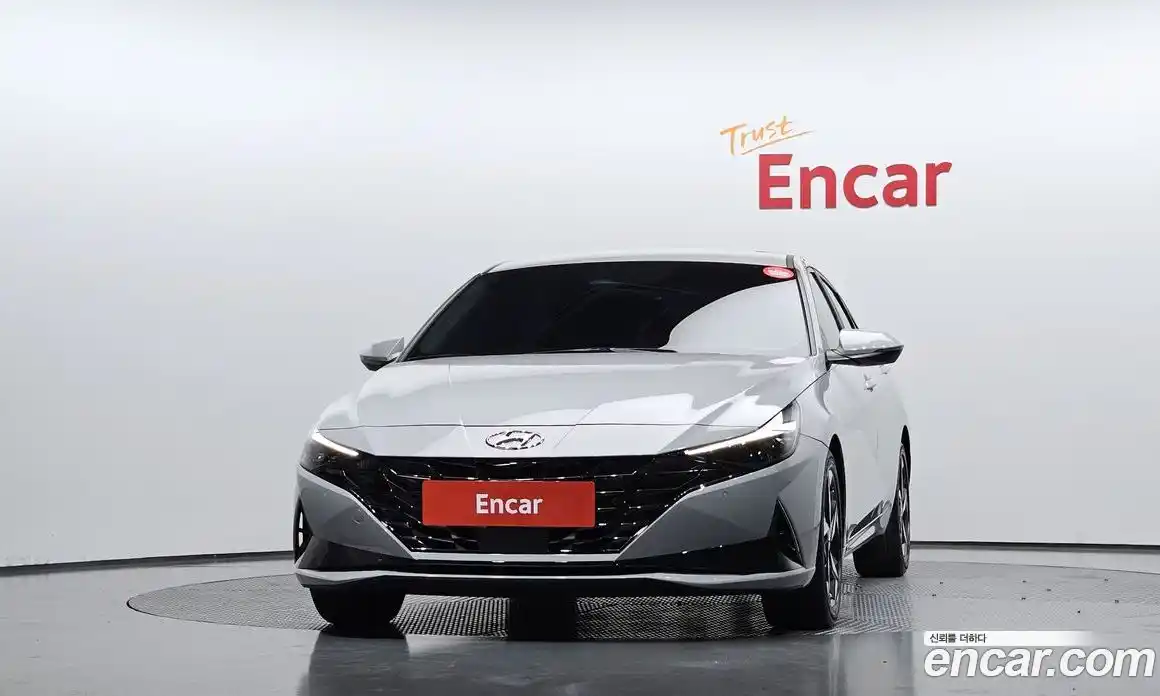Hyundai Avante 2021 1.6 автомат (гидро), фото 3