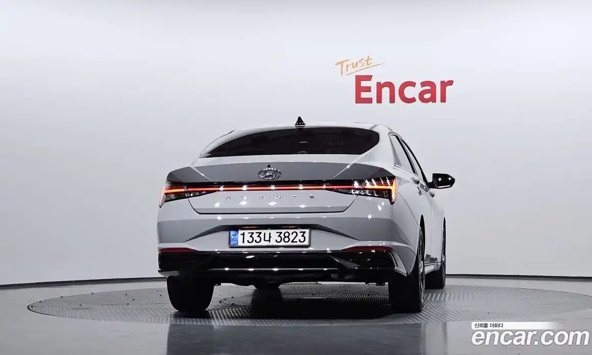 Hyundai Avante 2021 1.6 автомат (гидро), фото 4