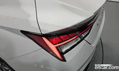 Hyundai Avante 2021 1.6 автомат (гидро), миниатюра 9
