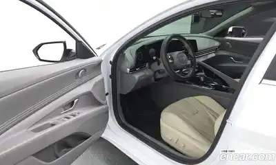 Hyundai Avante 2024 1.6 автомат (гидро), миниатюра 12