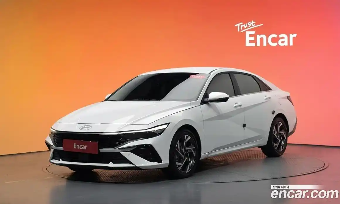 Hyundai Avante 2024 1.6 автомат (гидро), фото 33