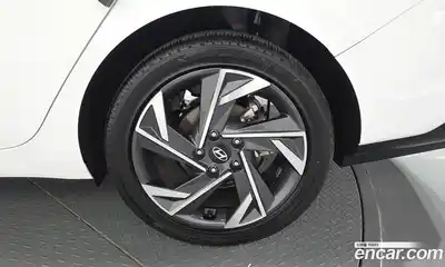 Hyundai Avante 2024 1.6 автомат (гидро), миниатюра 6
