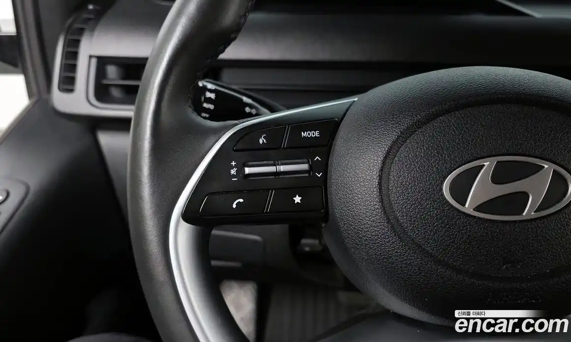 Hyundai Staria 2025 2.2 автомат (гидро), фото 23