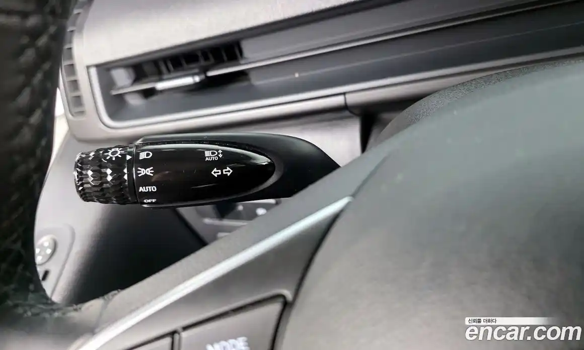 Hyundai Staria 2025 2.2 автомат (гидро), фото 29
