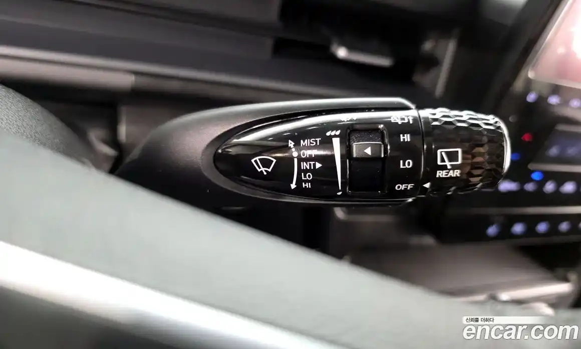 Hyundai Staria 2025 2.2 автомат (гидро), фото 30