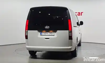 Hyundai Staria 2025 2.2 автомат (гидро), миниатюра 4
