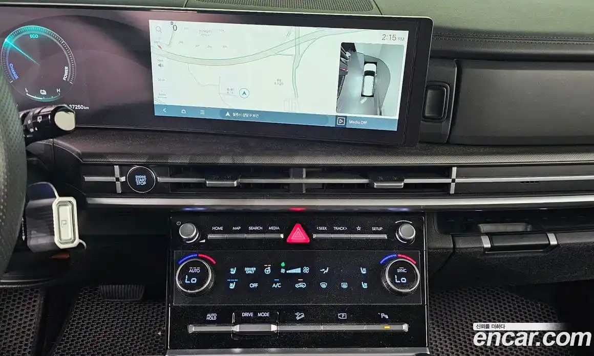Hyundai Santa Fe 2024 1.6 автомат (гидро), фото 16