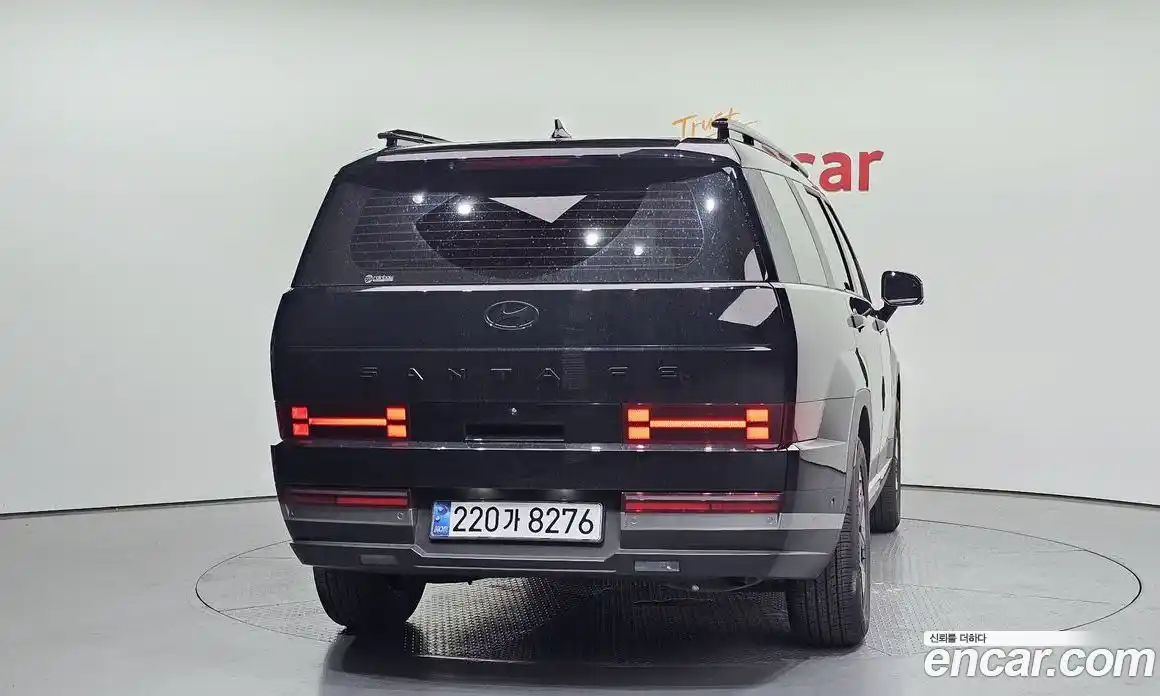 Hyundai Santa Fe 2024 1.6 автомат (гидро), фото 4