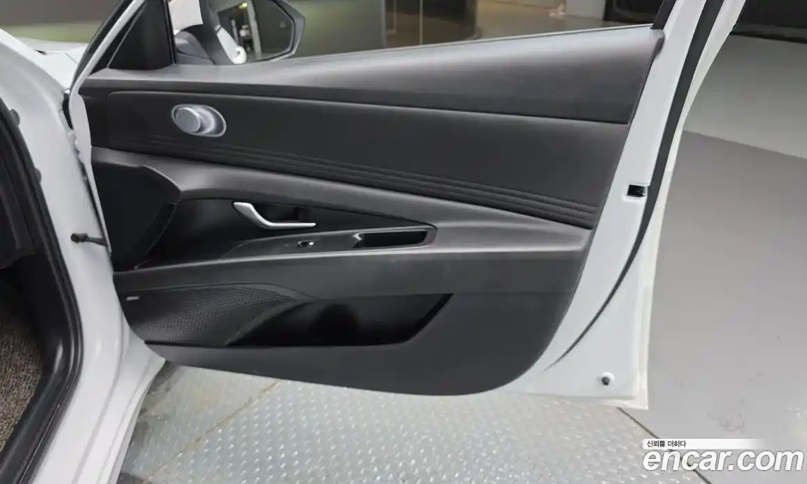 Hyundai Avante 2020 1.6 автомат (гидро), фото 15