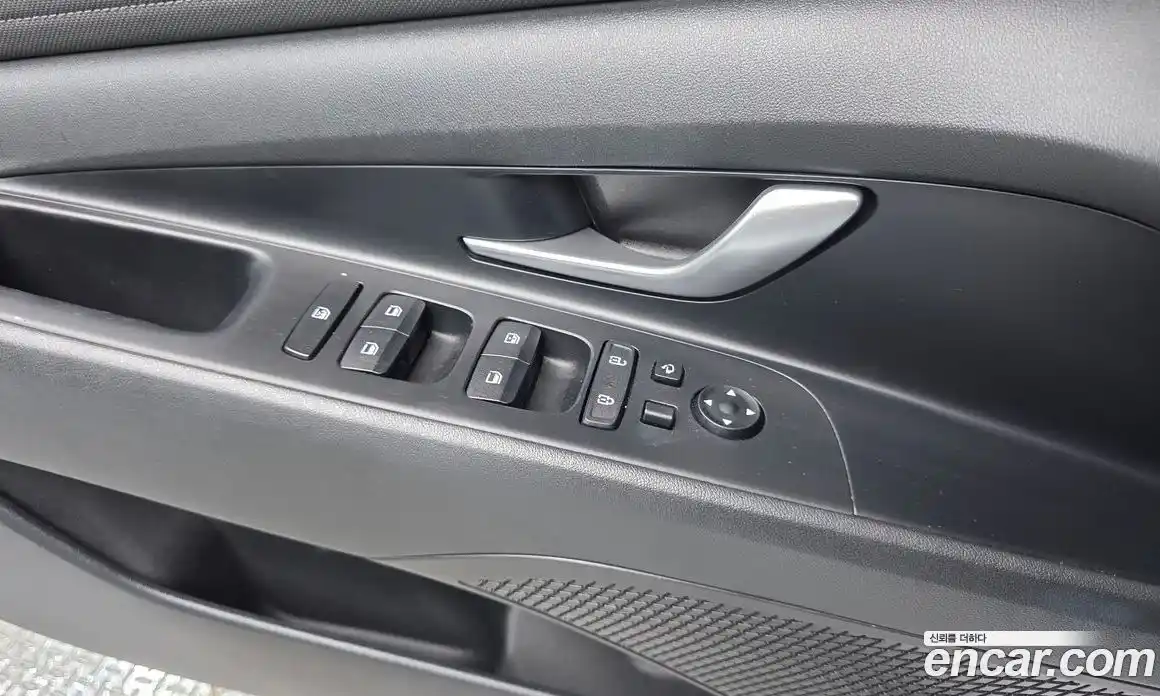 Hyundai Avante 2020 1.6 автомат (гидро), фото 18