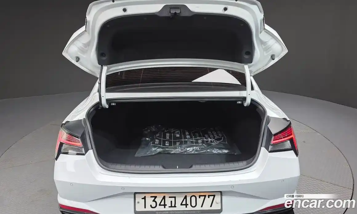 Hyundai Avante 2020 1.6 автомат (гидро), фото 33