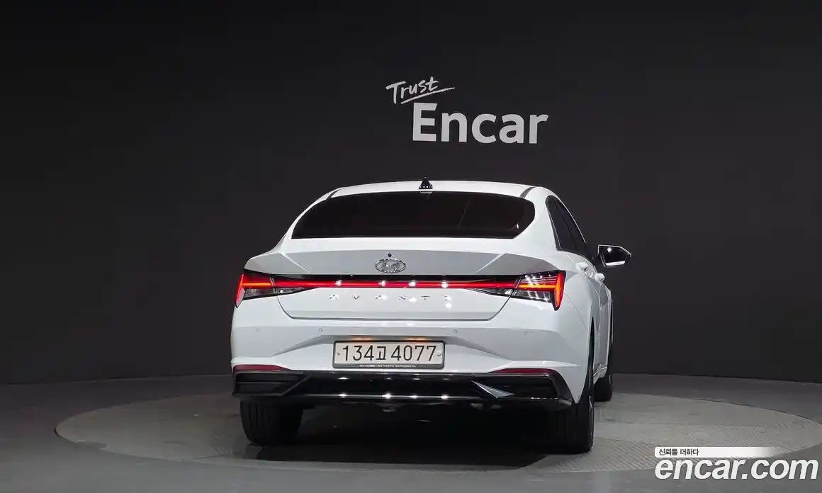 Hyundai Avante 2020 1.6 автомат (гидро), фото 4