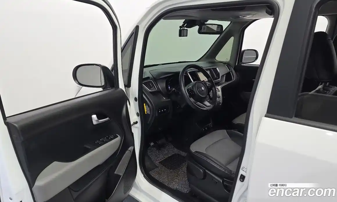 Kia Ray 2021 1.0 автомат (гидро), фото 13