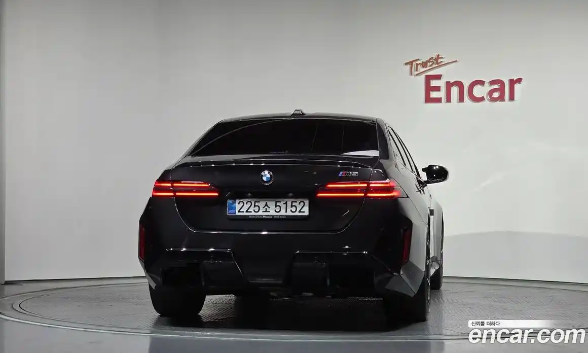 BMW M5 2025 4.4 автомат (гидро), фото 4