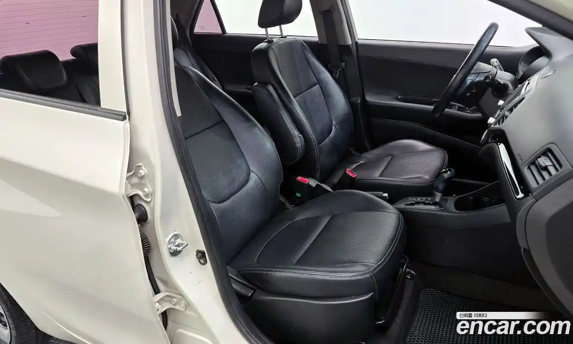 Kia Morning 2014 1.0 автомат (гидро), фото 18