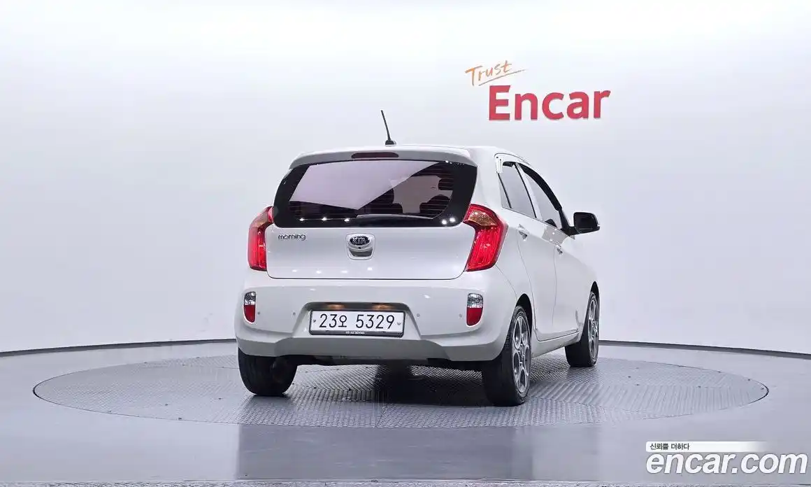 Kia Morning 2014 1.0 автомат (гидро), фото 4