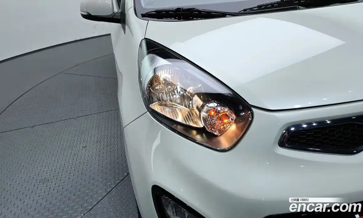 Kia Morning 2014 1.0 автомат (гидро), фото 8