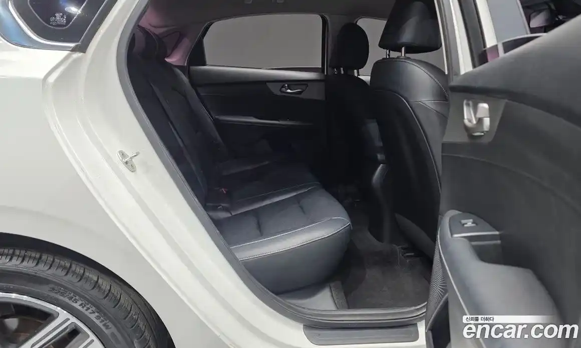 Kia K3 2020 1.6 автомат (гидро), фото 17
