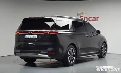 Kia Carnival, 2023, 32 165 км