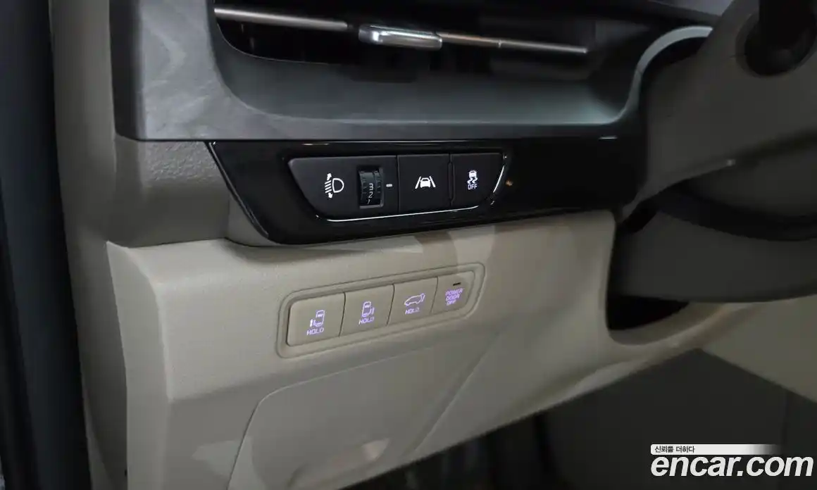 Kia Carnival 2023 2.2 автомат (гидро), фото 27
