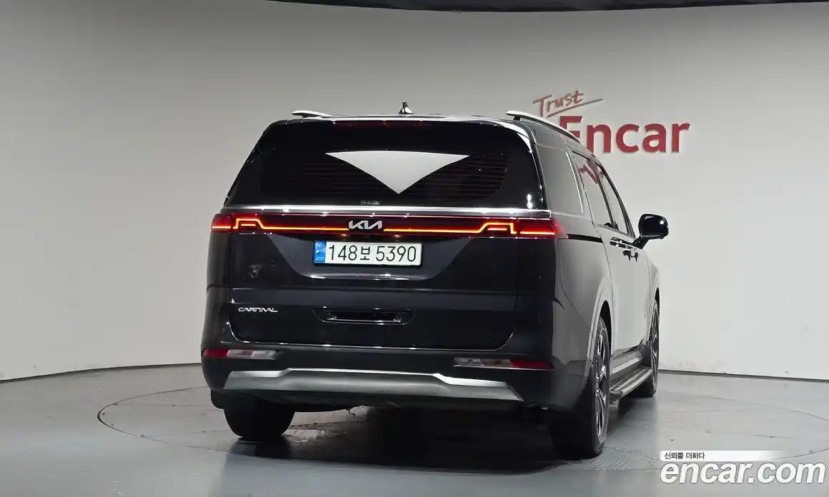 Kia Carnival 2023 2.2 автомат (гидро), фото 3