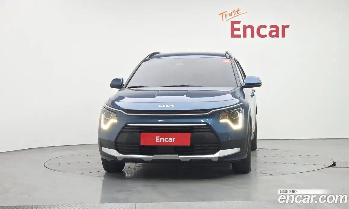 Kia Niro 2022 1.6 автомат (гидро), фото 3