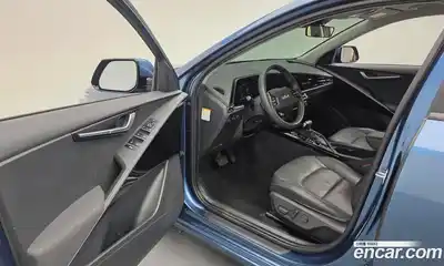 Kia Niro 2022 1.6 автомат (гидро), миниатюра 10