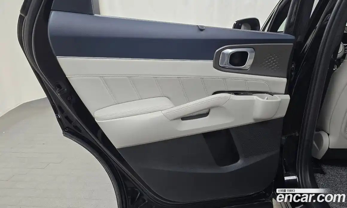 Kia Sorento 2024 1.6 автомат (гидро), фото 15