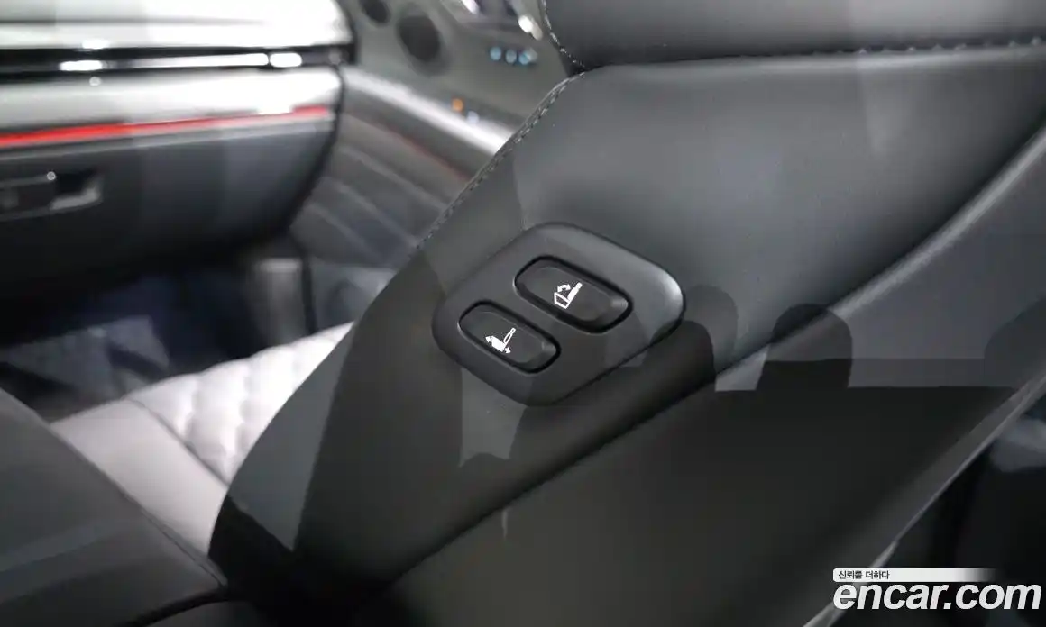 Genesis GV80 2025 2.5 автомат (гидро), фото 32