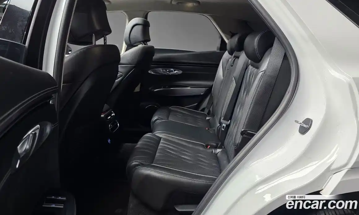 Genesis GV70 2022 2.5 автомат (гидро), фото 16