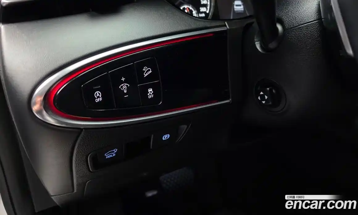 Genesis GV70 2022 2.5 автомат (гидро), фото 24